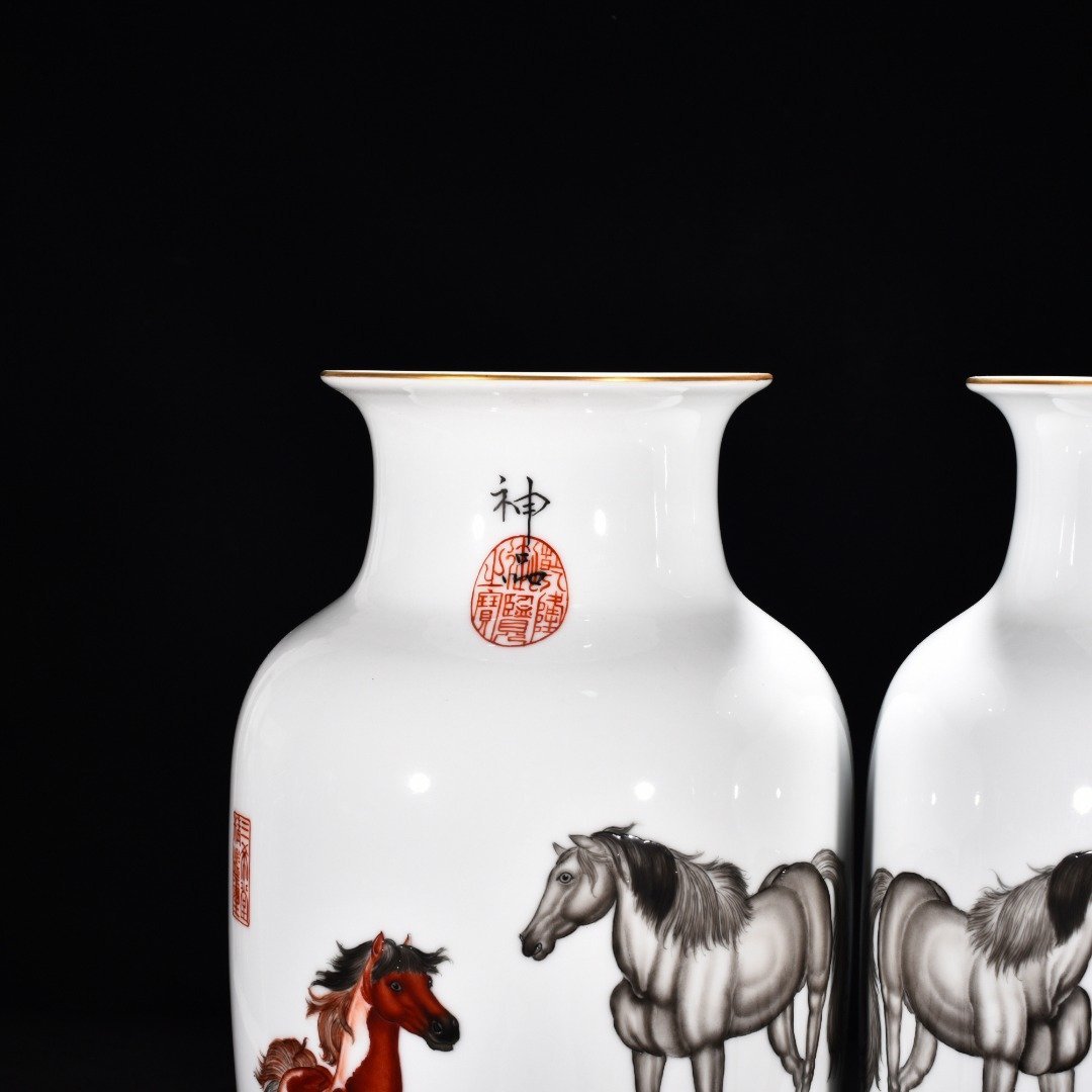 Qing Dynasty Qianlong painted enamel horse lantern vase