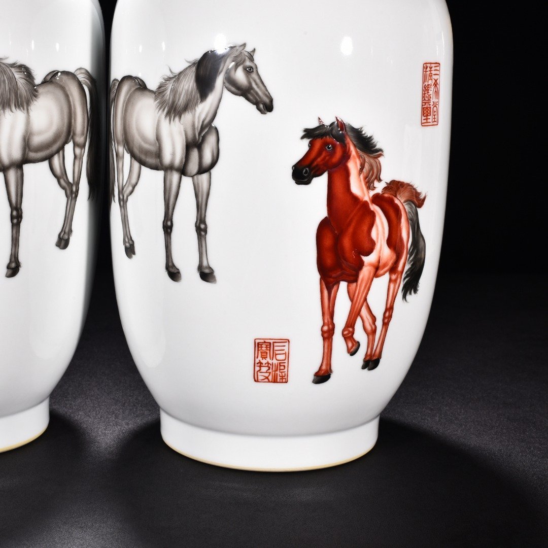 Qing Dynasty Qianlong painted enamel horse lantern vase