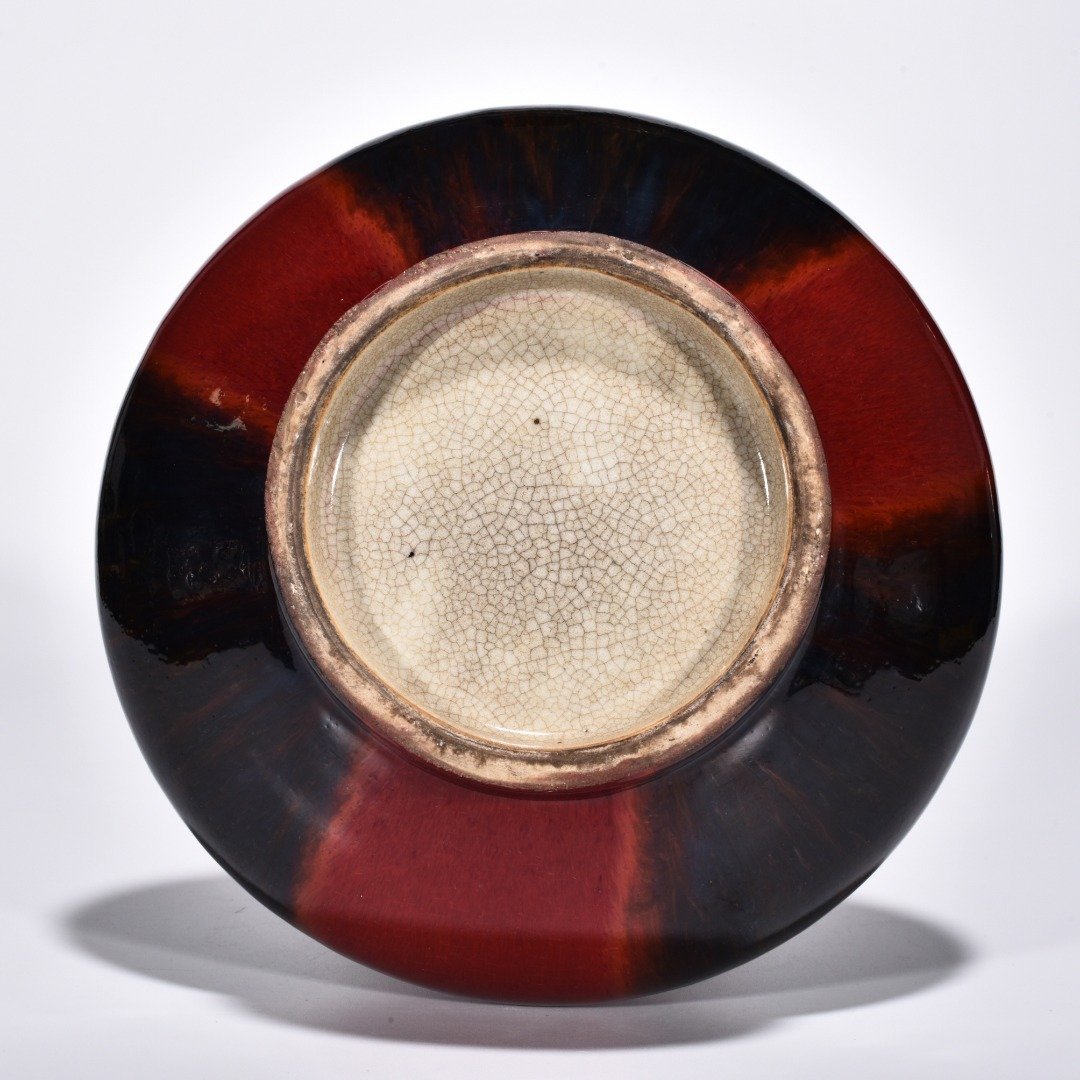 Qing Dynasty Qianlong Lang Kiln red obsidian vase with flat belly