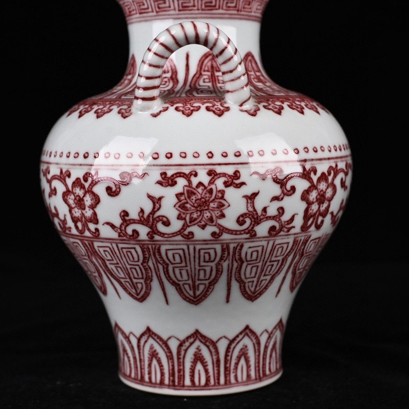 Qing Dynasty Qianlong underglaze red flower double-eared statue