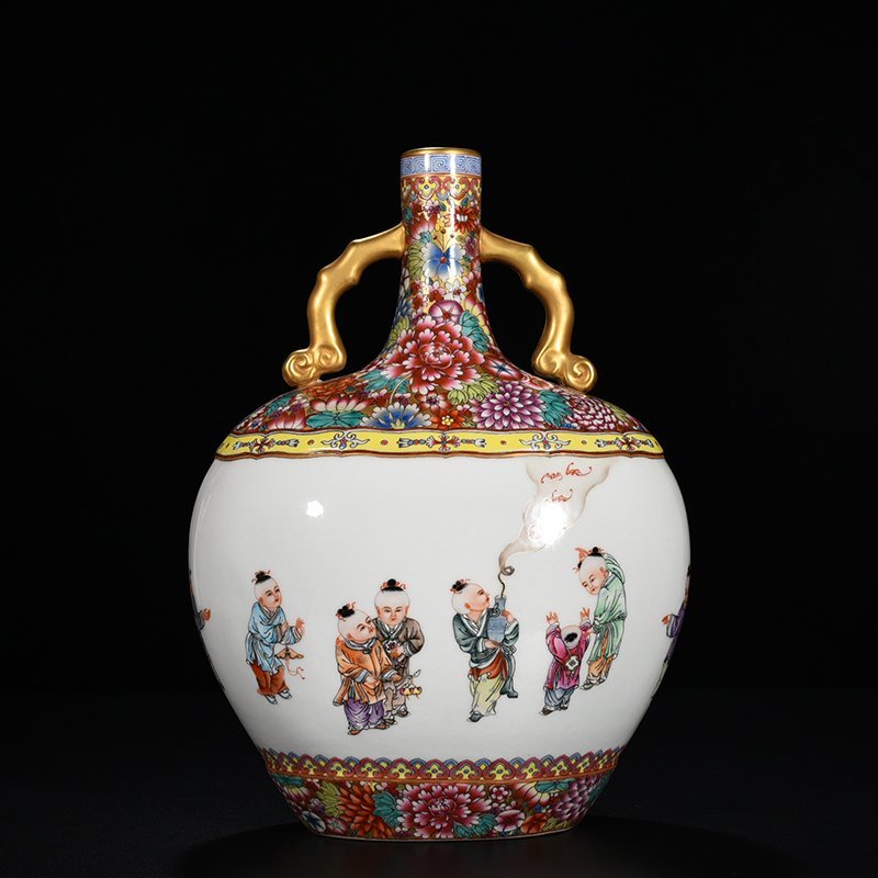 Qing Dynasty Qianlong Ten Thousand Flowers Enamel Amphora with Baby Plays