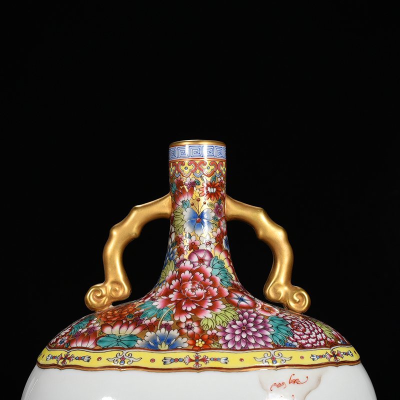 Qing Dynasty Qianlong Ten Thousand Flowers Enamel Amphora with Baby Plays