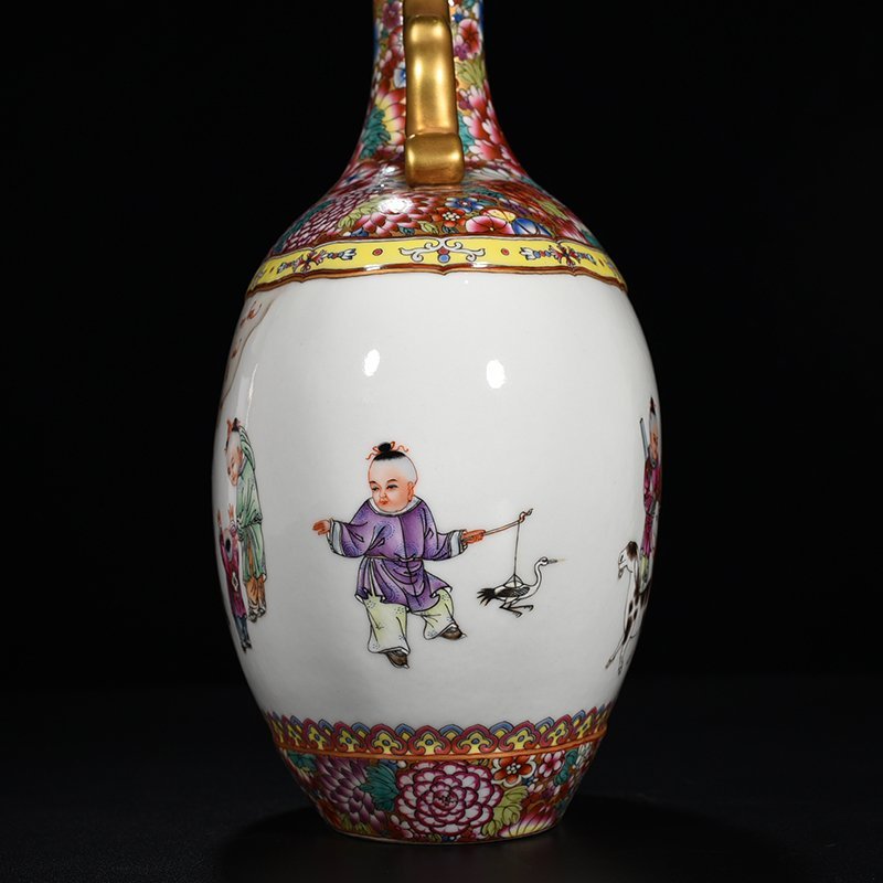 Qing Dynasty Qianlong Ten Thousand Flowers Enamel Amphora with Baby Plays