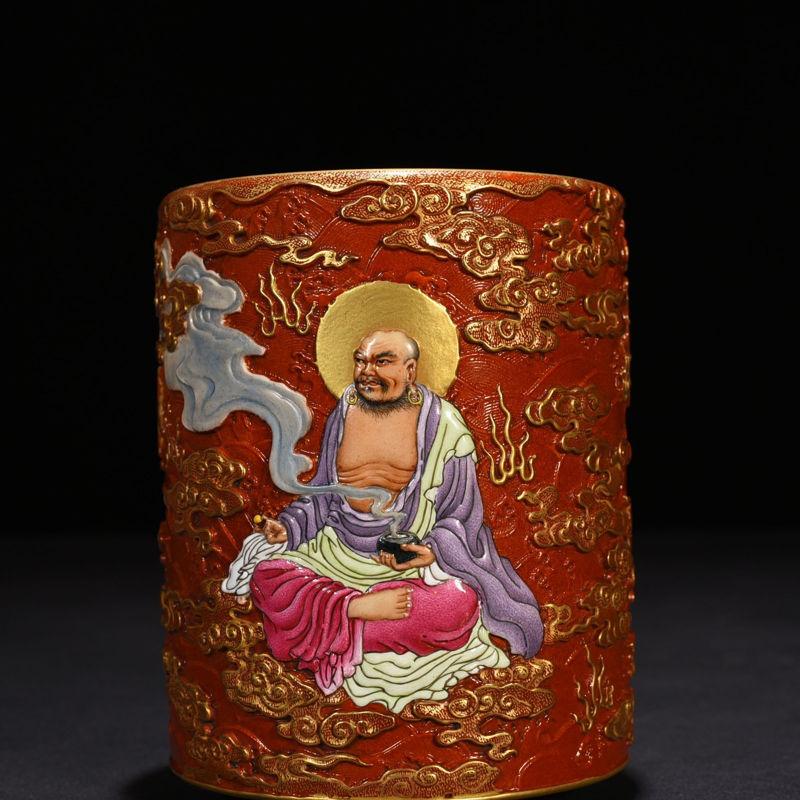 Qing Dynasty Qianlong engraved pastel gilded Arhat figure pen holder