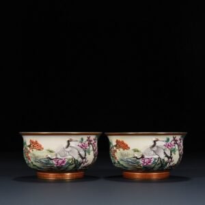 Qing Dynasty Qianlong carved pastel pine and crane longevity cup