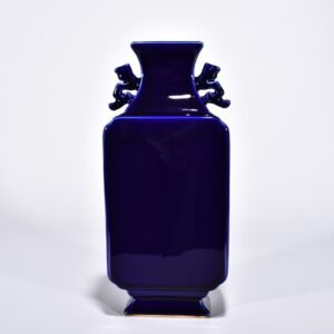 Qing Dynasty Qianlong Ji blue glaze amphorae flat bottle