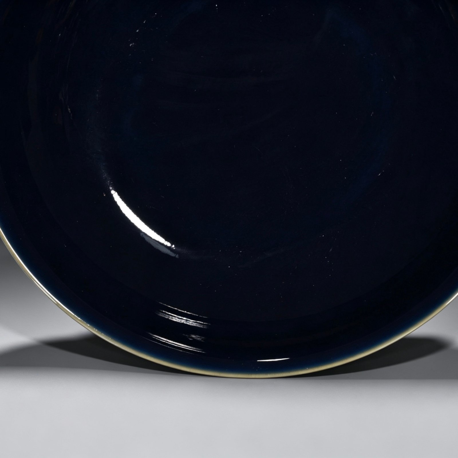 Qing Dynasty Qianlong Ji Blue Glaze Disc