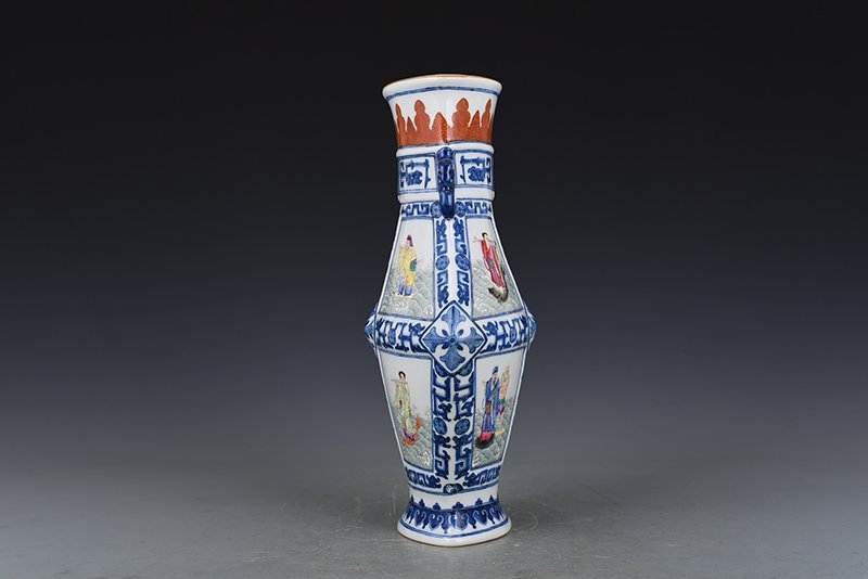 Qing Dynasty Qianlong blue and white consecrated Eight Immortals double-eared flat vase
