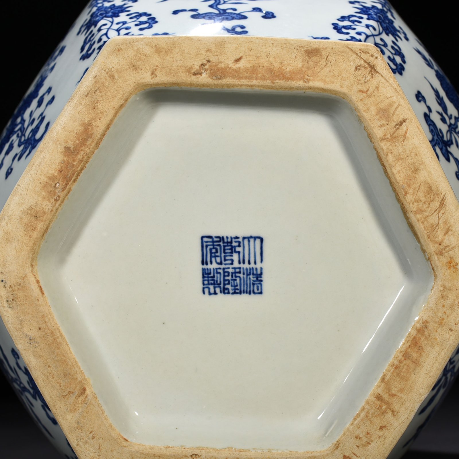 Qing Dynasty Qianlong blue and white six-sided large vase