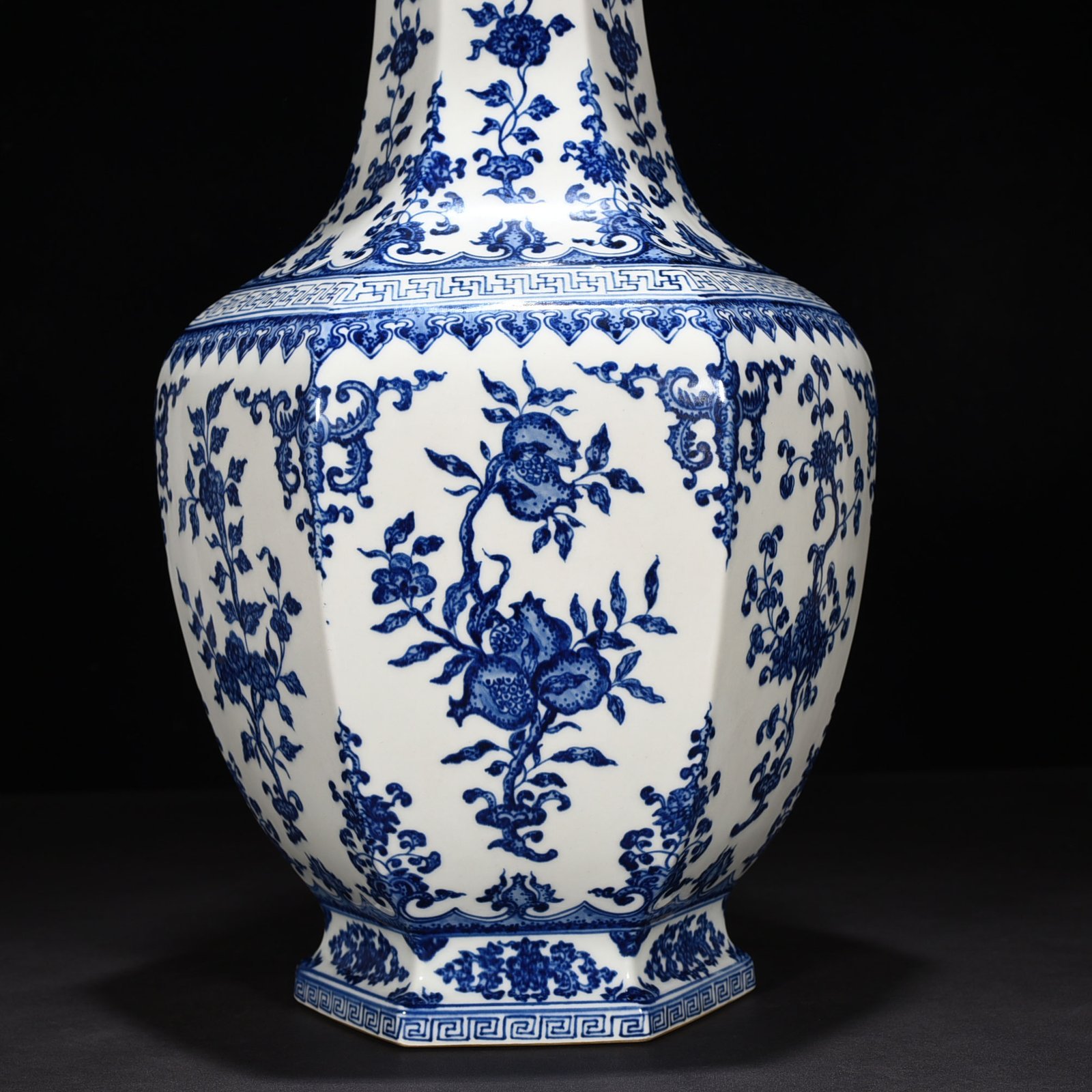 Qing Dynasty Qianlong blue and white hexagonal vase