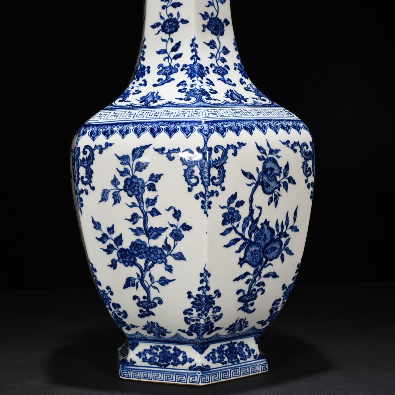 Qing Dynasty Qianlong blue and white hexagonal vase