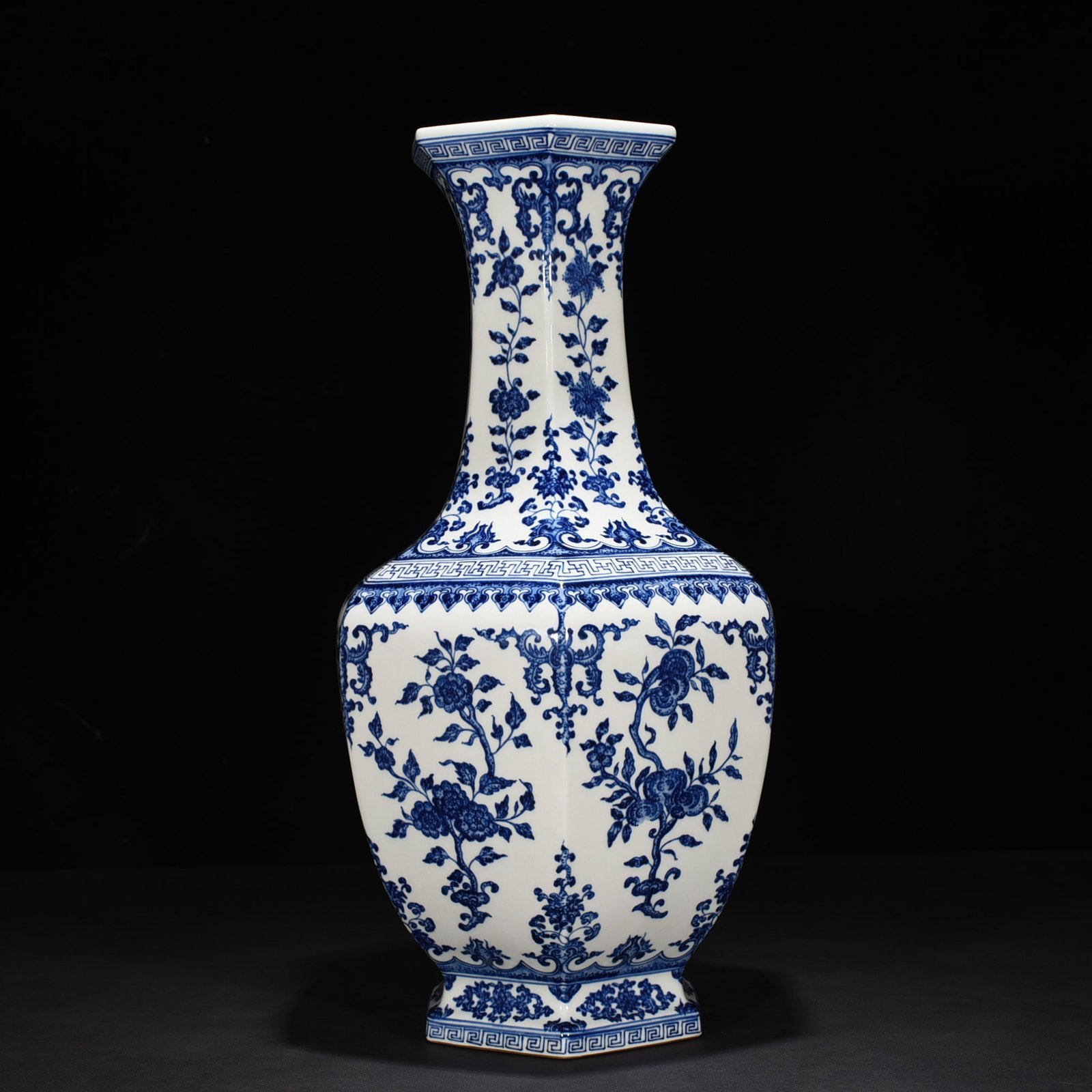 Qing Dynasty Qianlong blue and white hexagonal vase