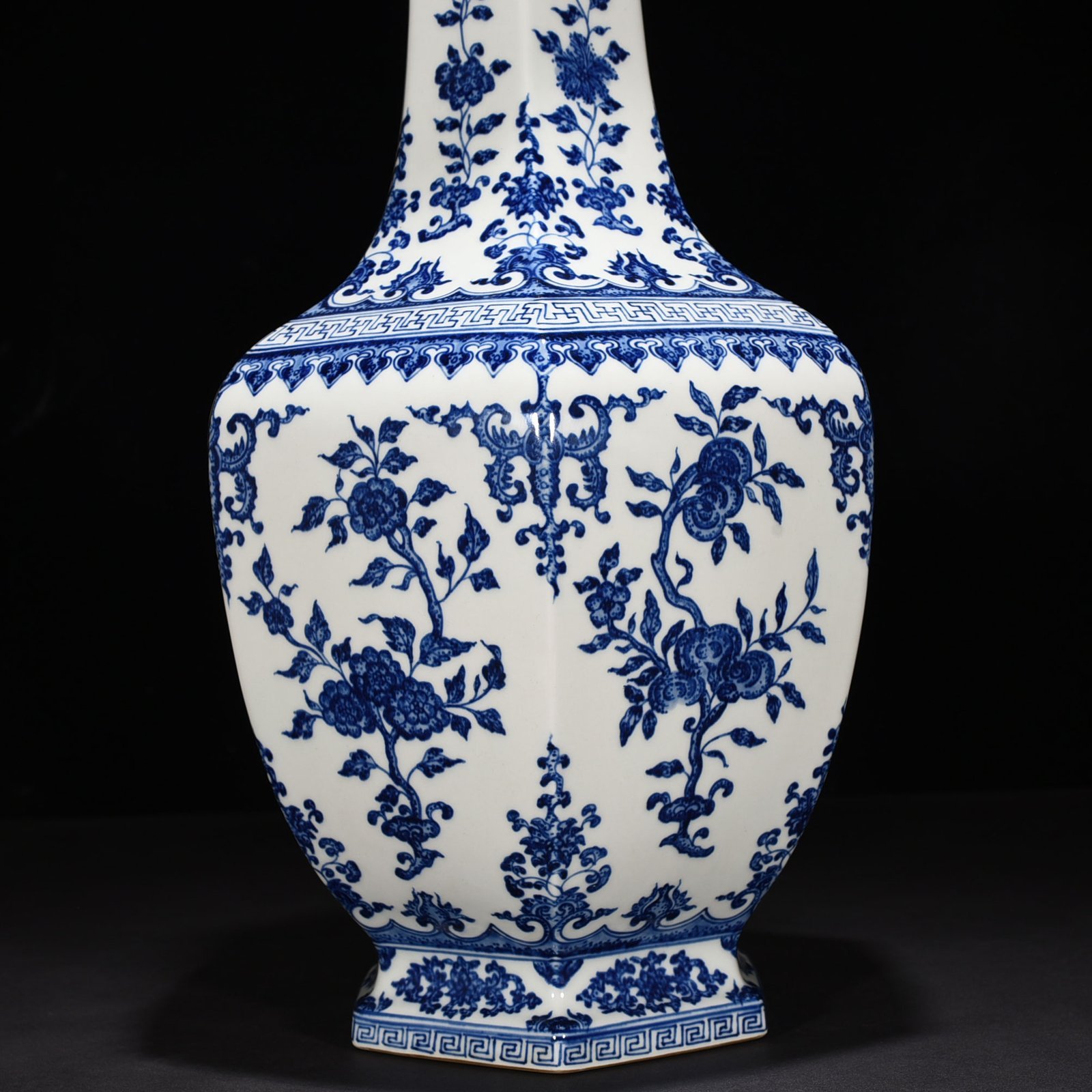 Qing Dynasty Qianlong blue and white hexagonal vase