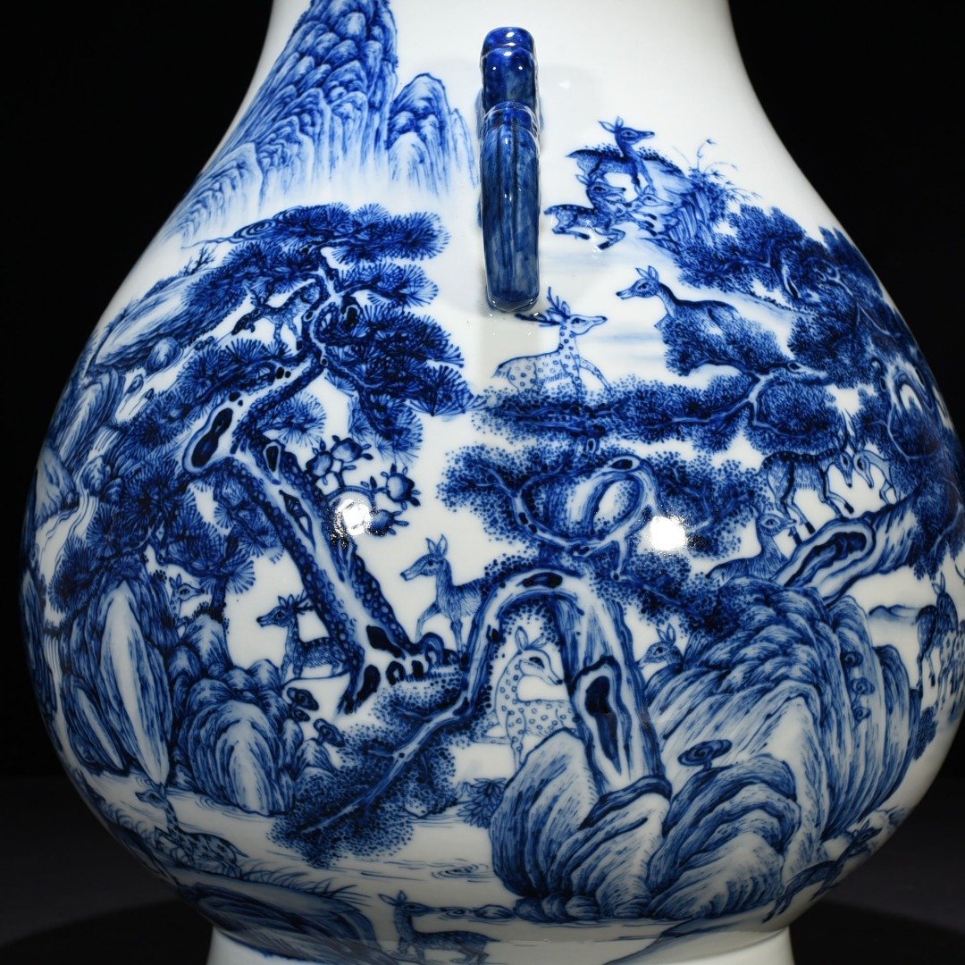 Qing Dynasty Qianlong blue and white hundred deer statue