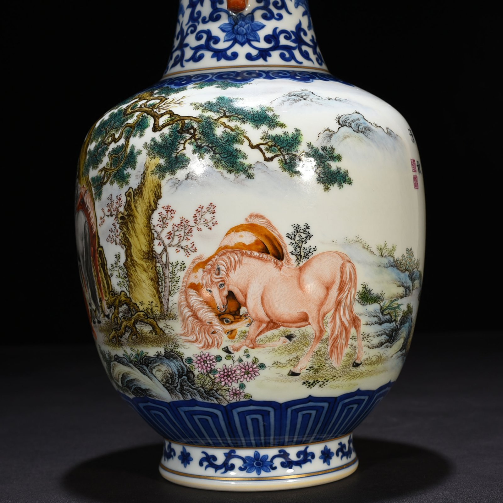 Qing Dynasty Qianlong blue and white pastel eight-horse figure Ruyi ear vase
