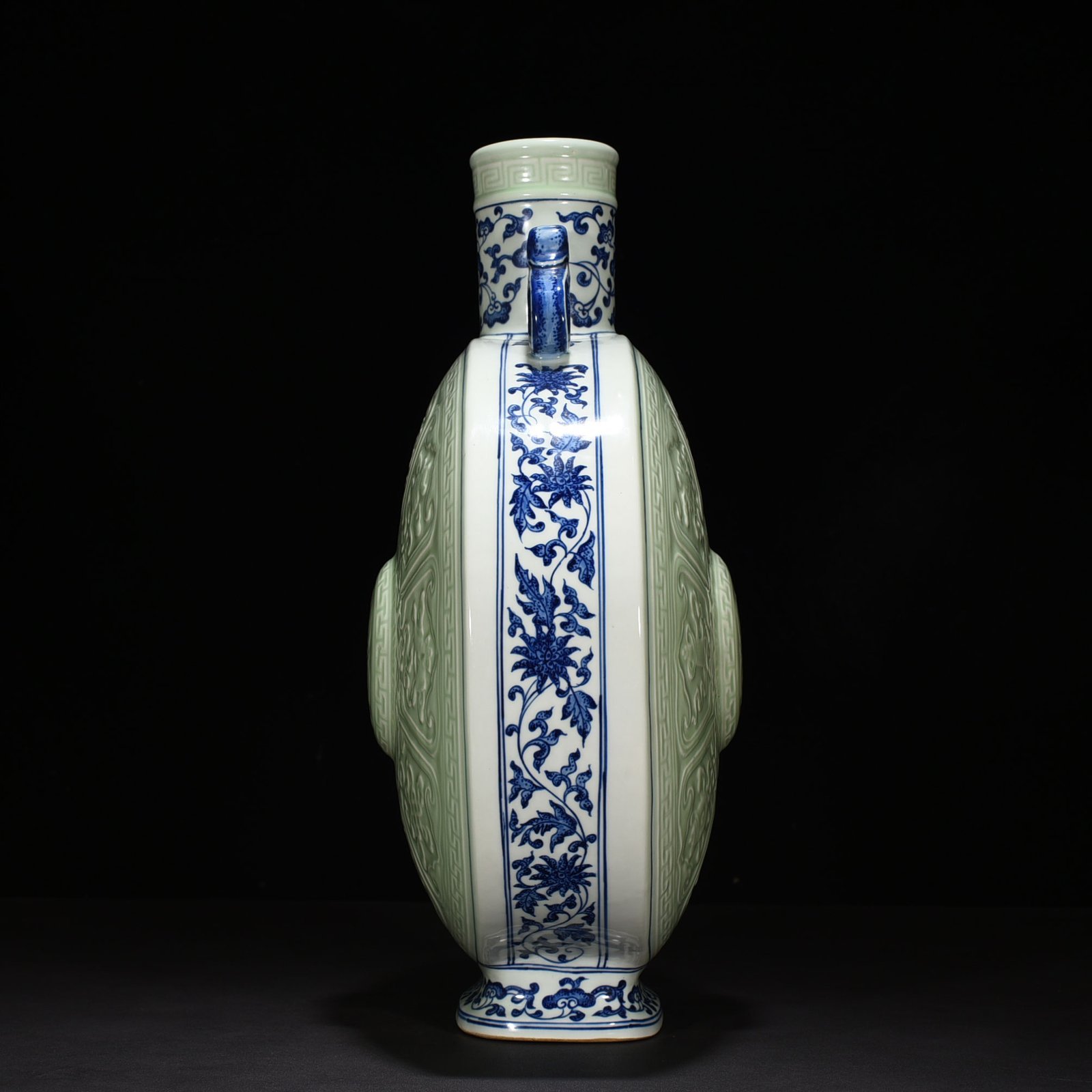 Qing Dynasty Qianlong blue and white bean green glaze moon vase