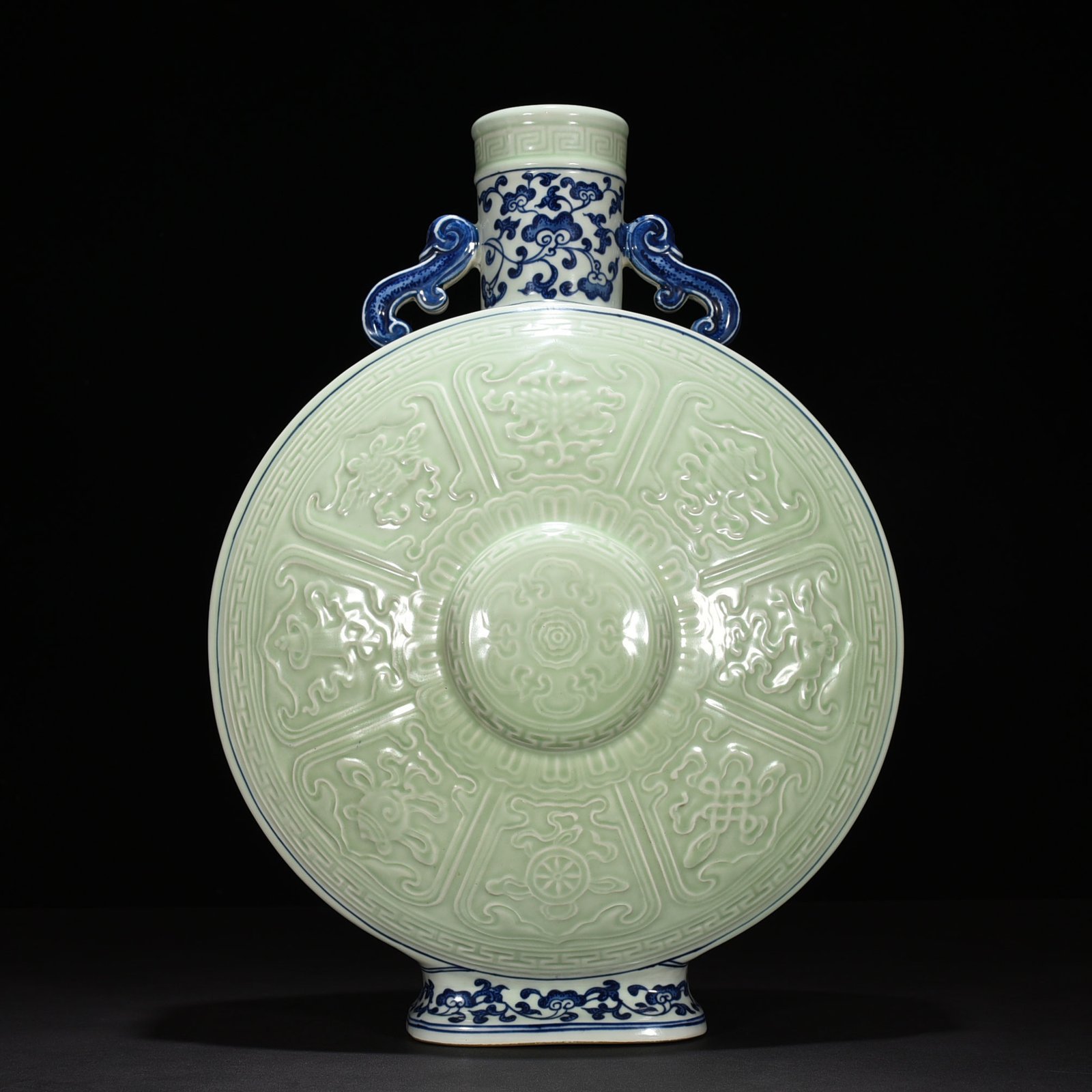 Qing Dynasty Qianlong blue and white bean green glaze moon vase