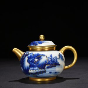 Qing Dynasty Qianlong blue and white gilt landscape pot