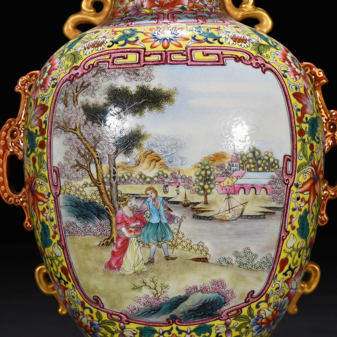 Qing Dynasty Qianlong period yellow ground enamel window with Western figures