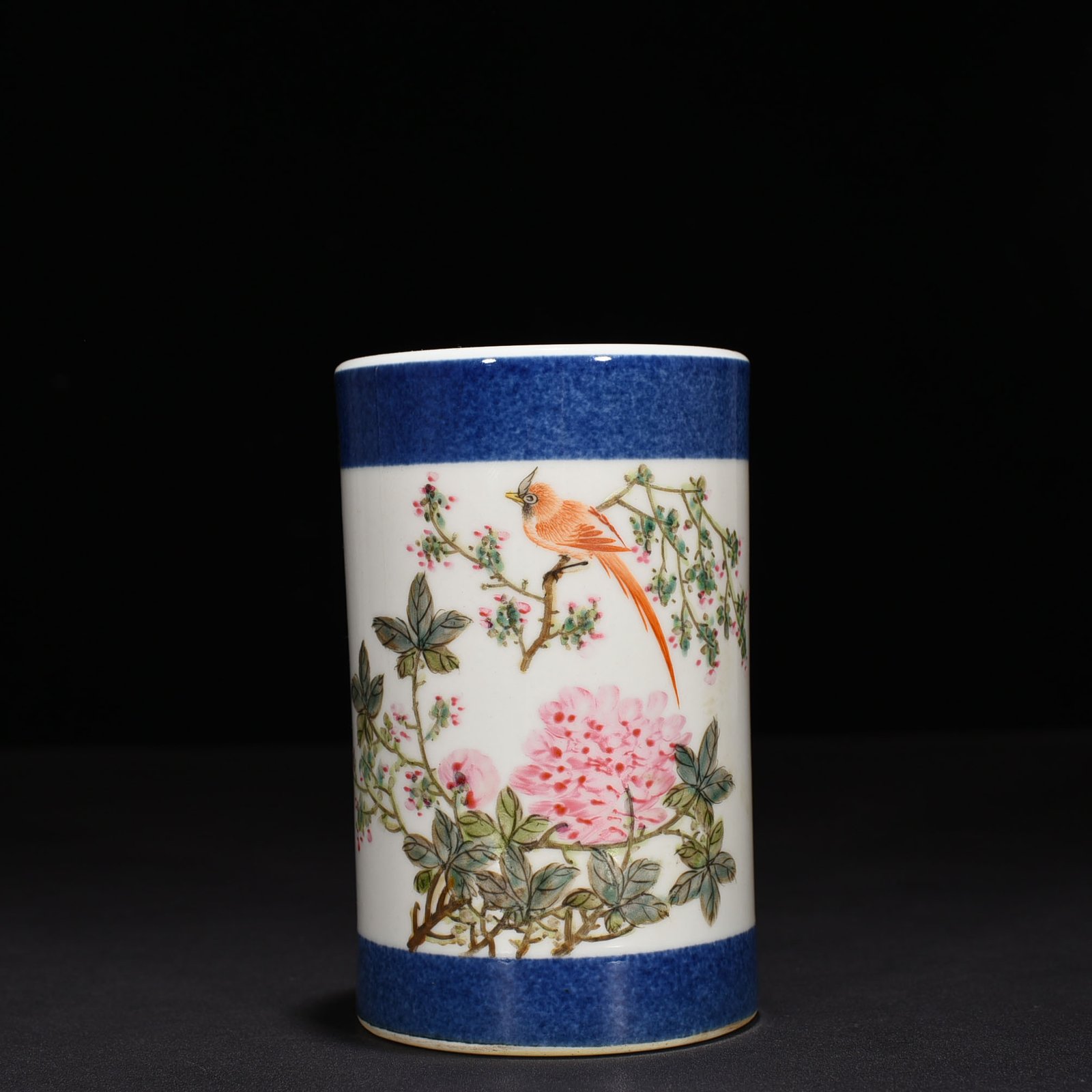 Qing Dynasty Guangxu Ren Huanzhang light purple color flower and bird pen holder
