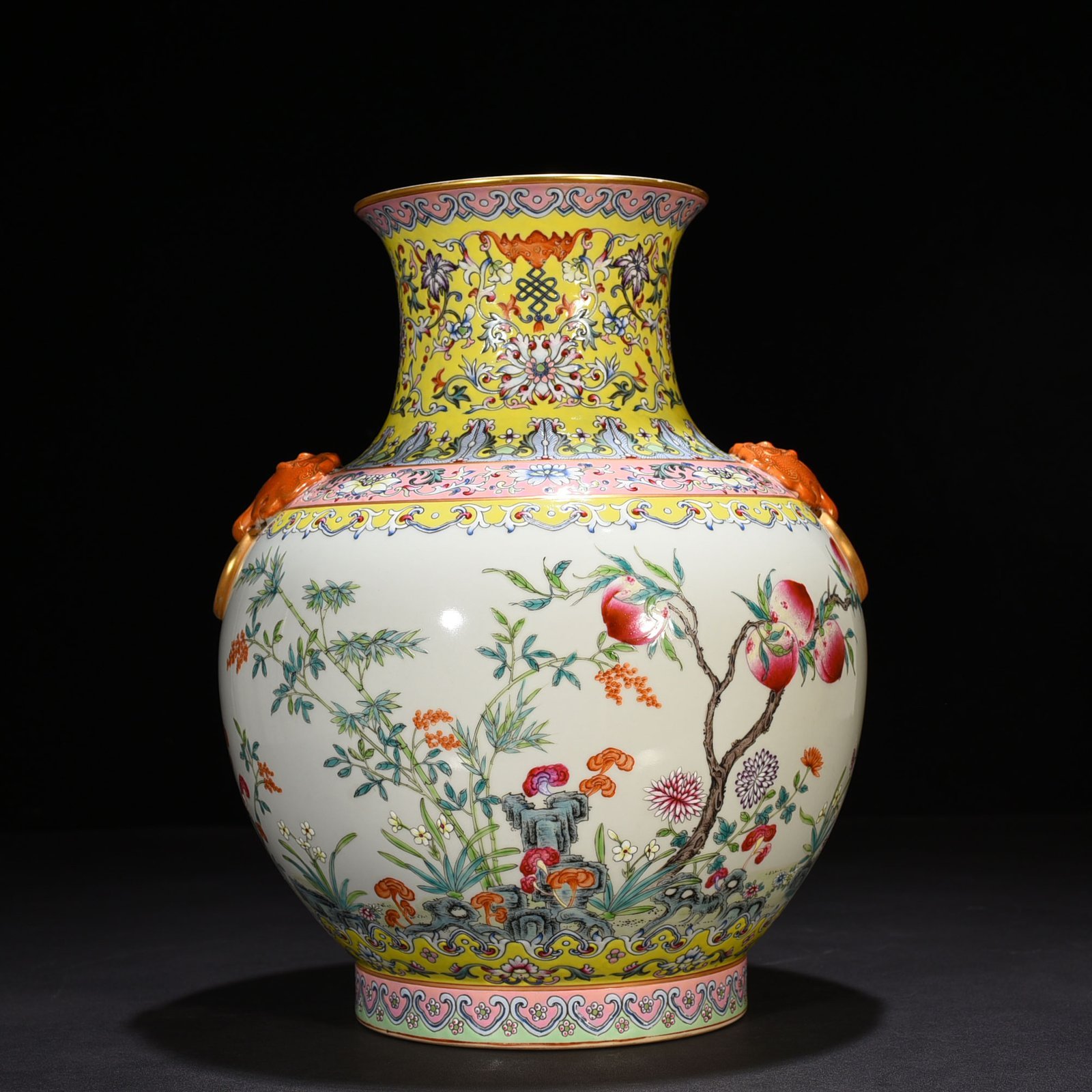 Qing Dynasty Guangxu  Changchun style pastel lake stone flower ear-shaped vase