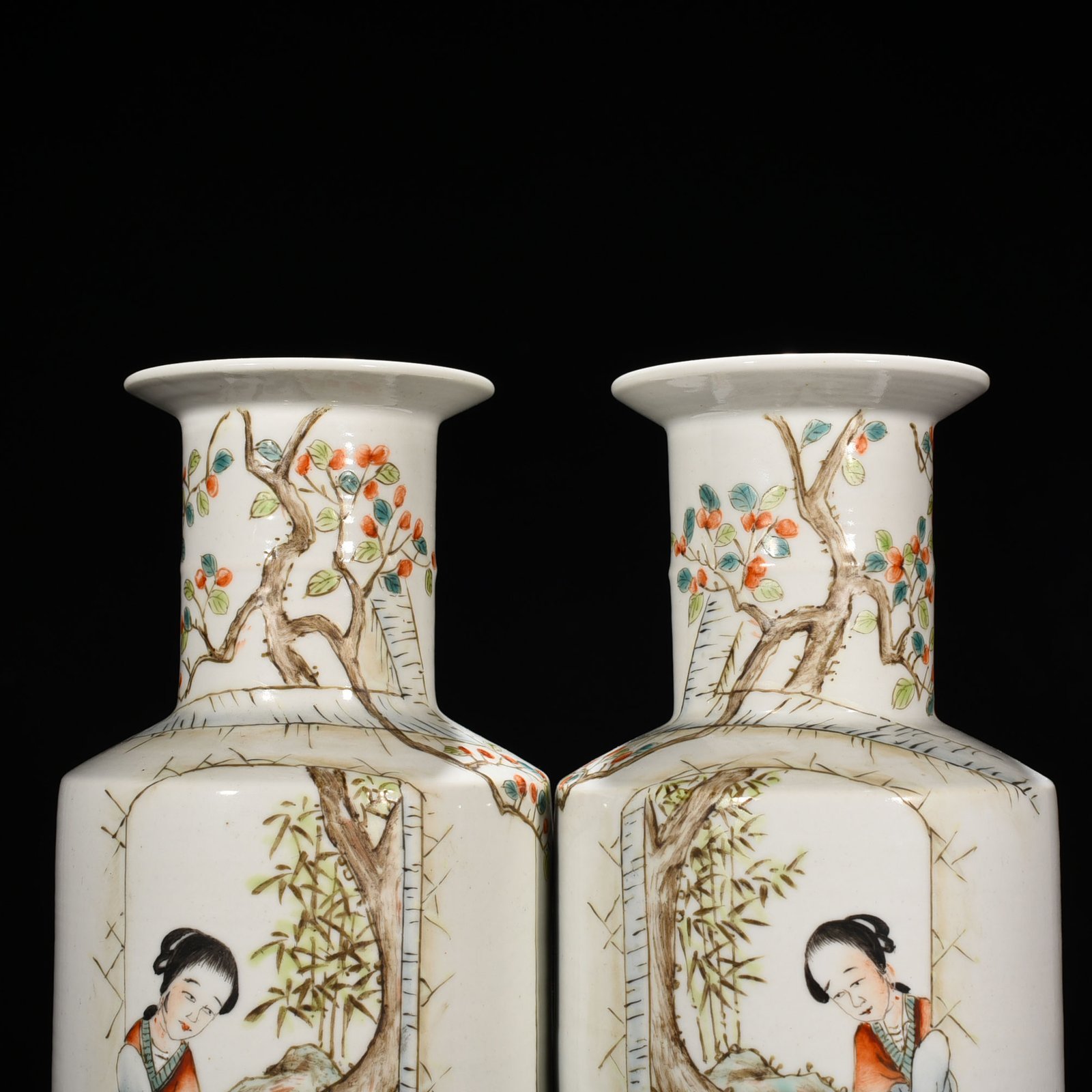 Qing Dynasty Guangxu light crimson color figure stick vase