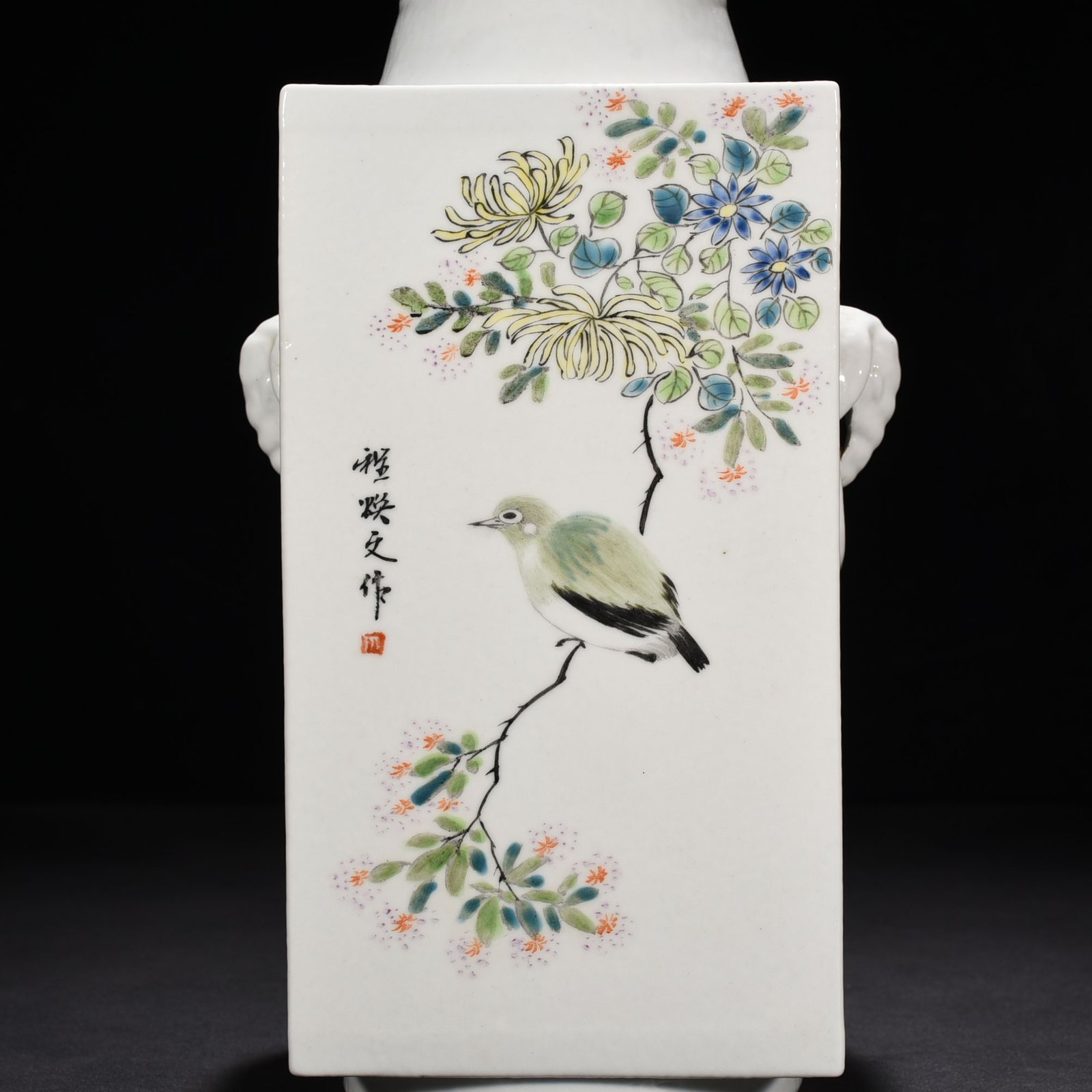 Qing Dynasty Guangxu light crimson color vase with flower and birds