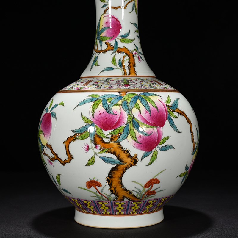 Qing Dynasty Guangxu pastel nine peach vase