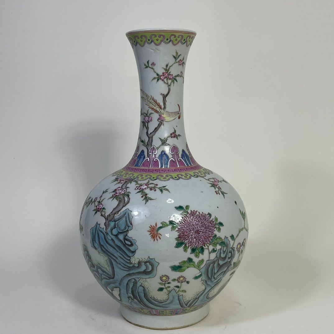 Qing Dynasty Guangxu pastel lake stone flower vase