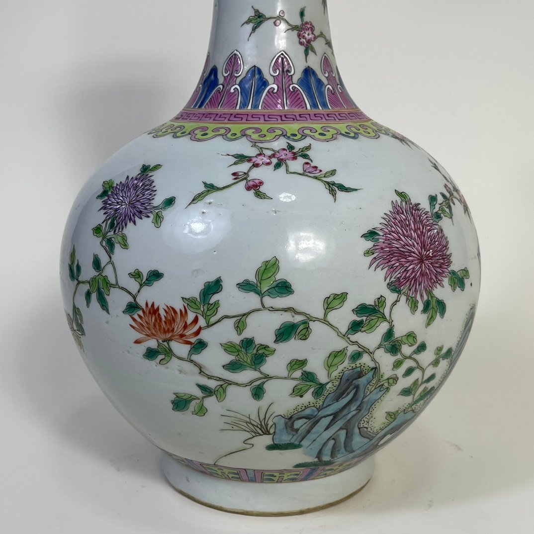 Qing Dynasty Guangxu pastel lake stone flower vase