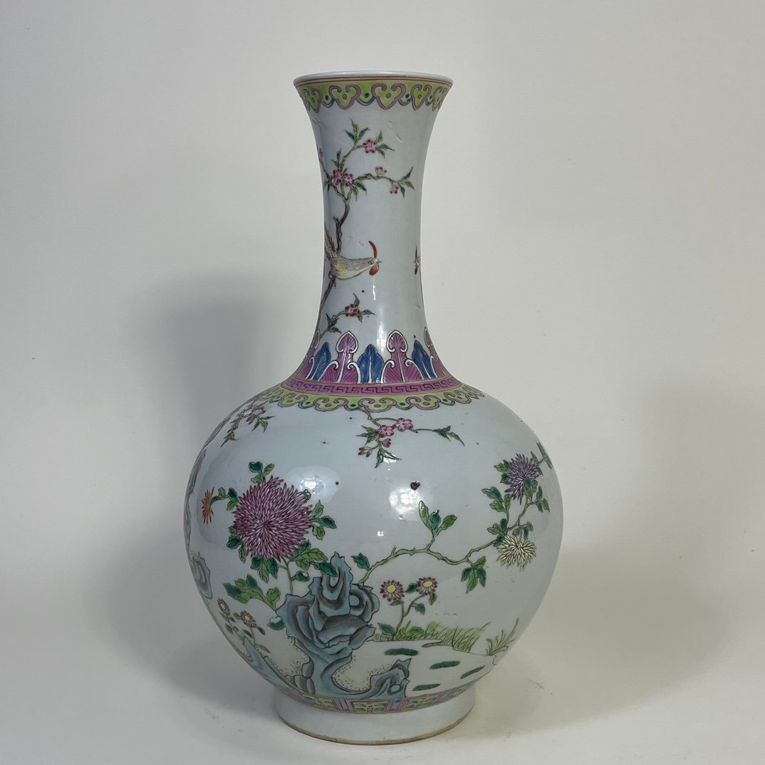 Qing Dynasty Guangxu pastel lake stone flower vase
