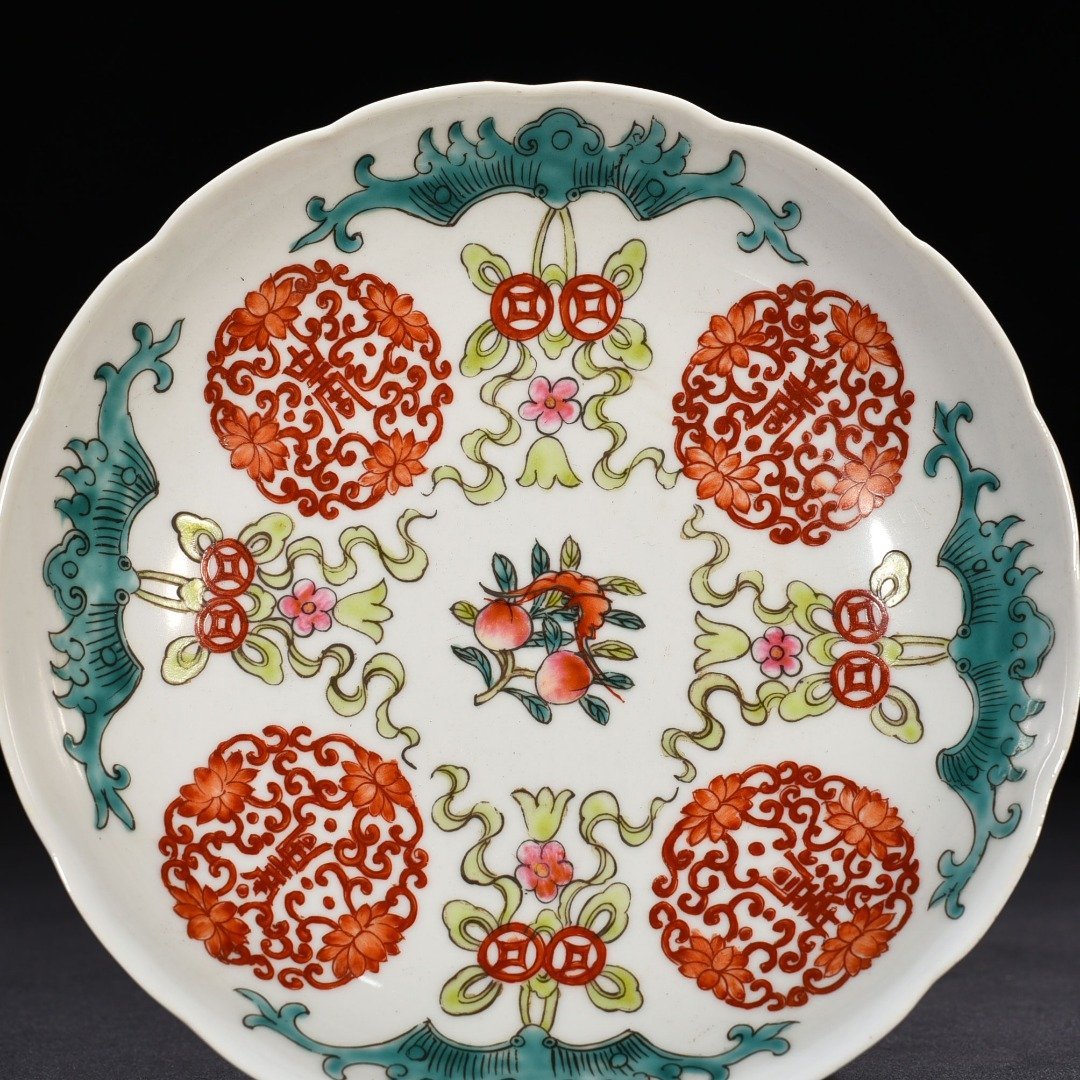 Qing Dynasty Guangxu pastel blessing and longevity plate