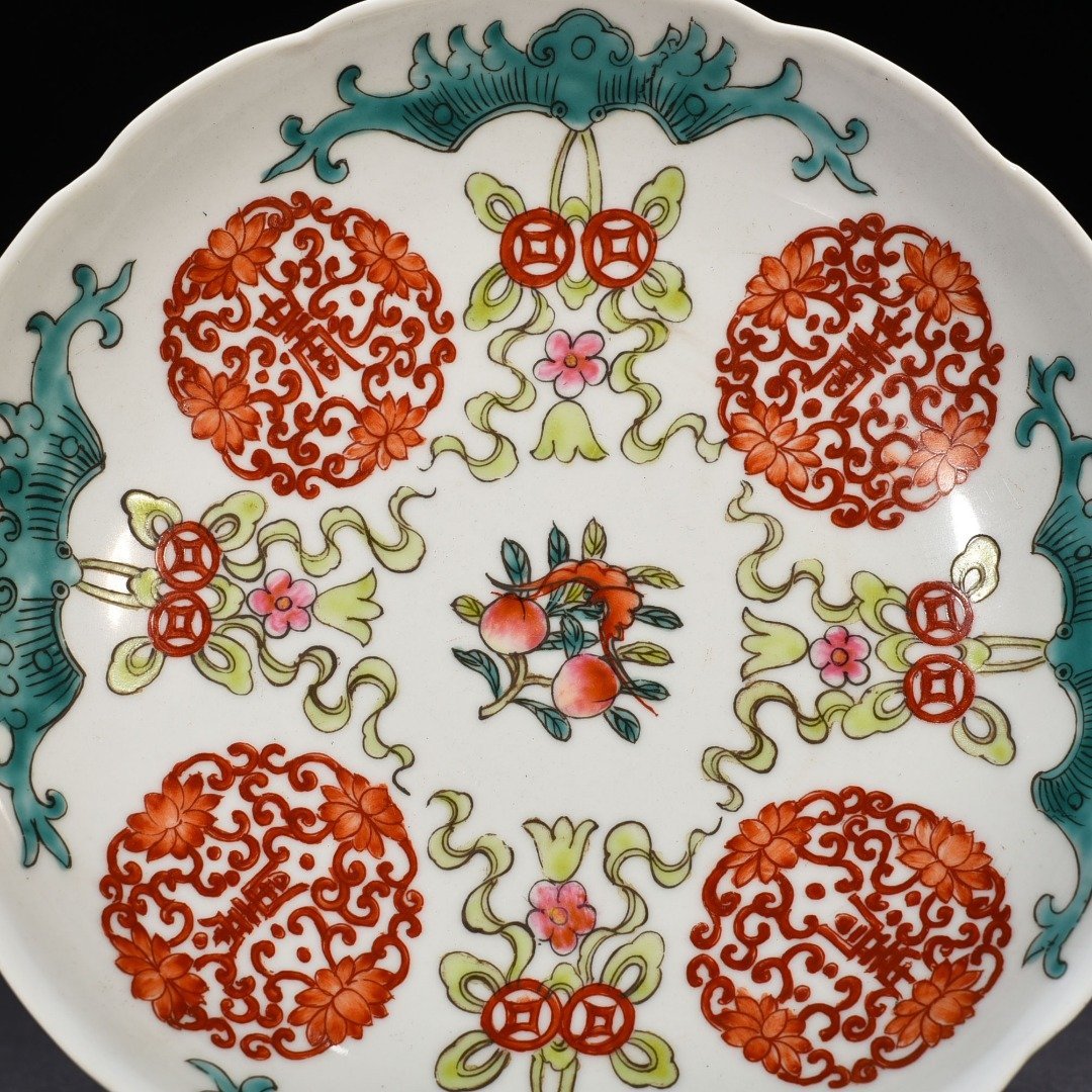 Qing Dynasty Guangxu pastel blessing and longevity plate