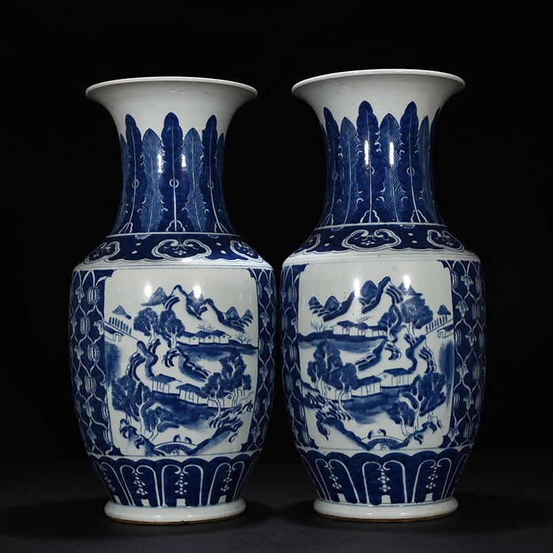 Qing Dynasty Guangxu blue and white landscape and figure vase