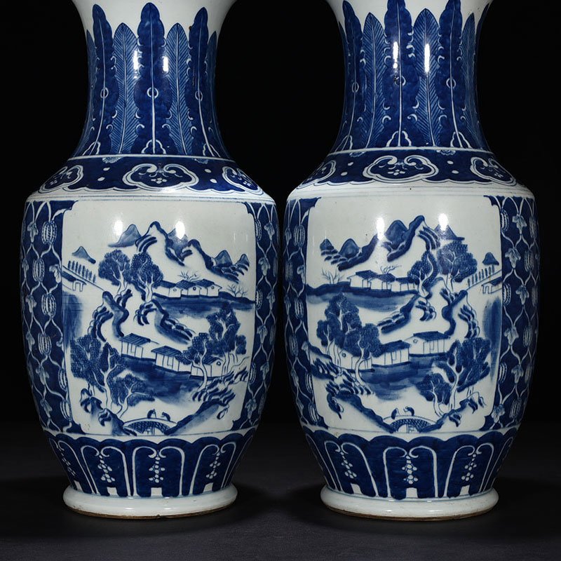 Qing Dynasty Guangxu blue and white landscape and figure vase