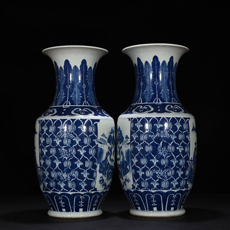 Qing Dynasty Guangxu blue and white landscape and figure vase