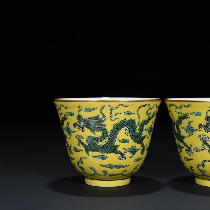 Qing Dynasty Guangxu yellow ground green dragon cup