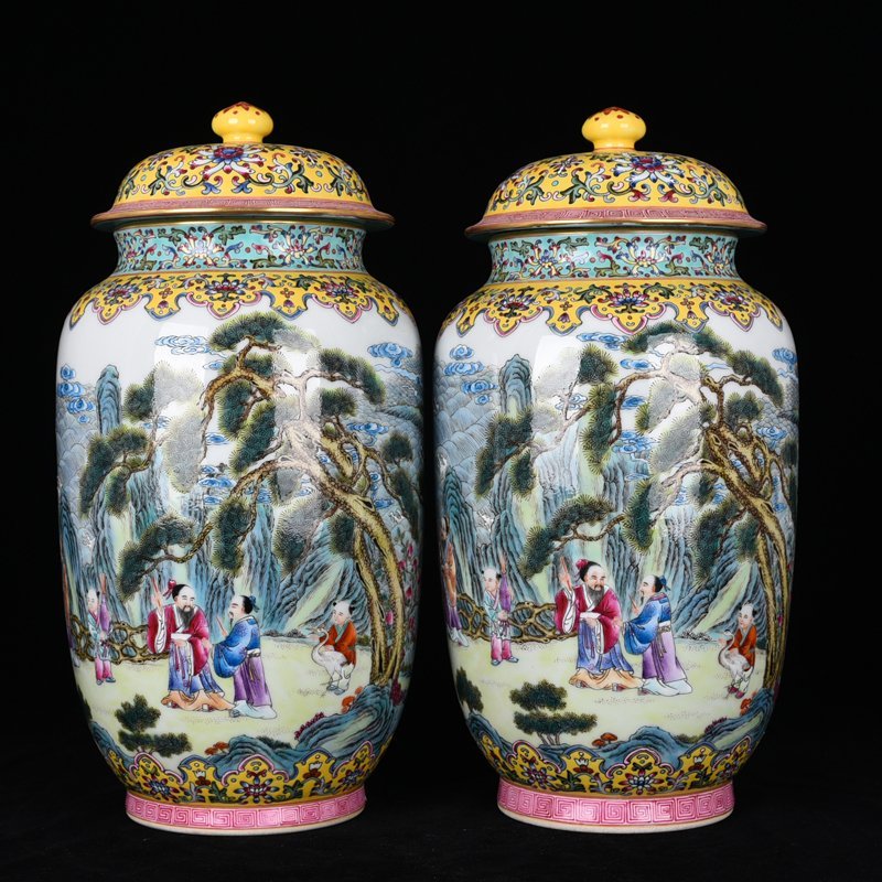 Qing Dynasty pastel Fushan Shouhai character general jar