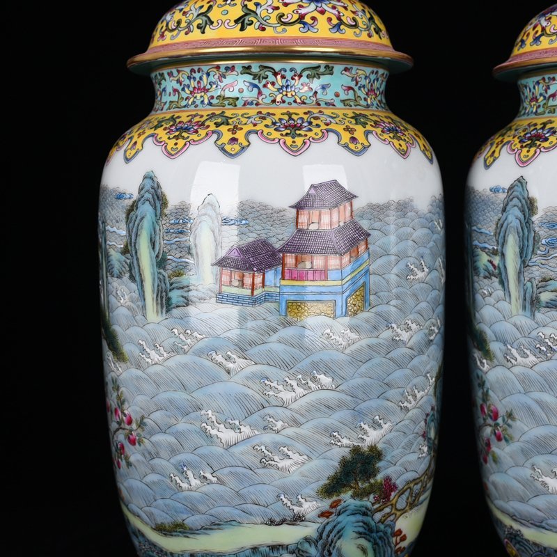 Qing Dynasty pastel Fushan Shouhai character general jar