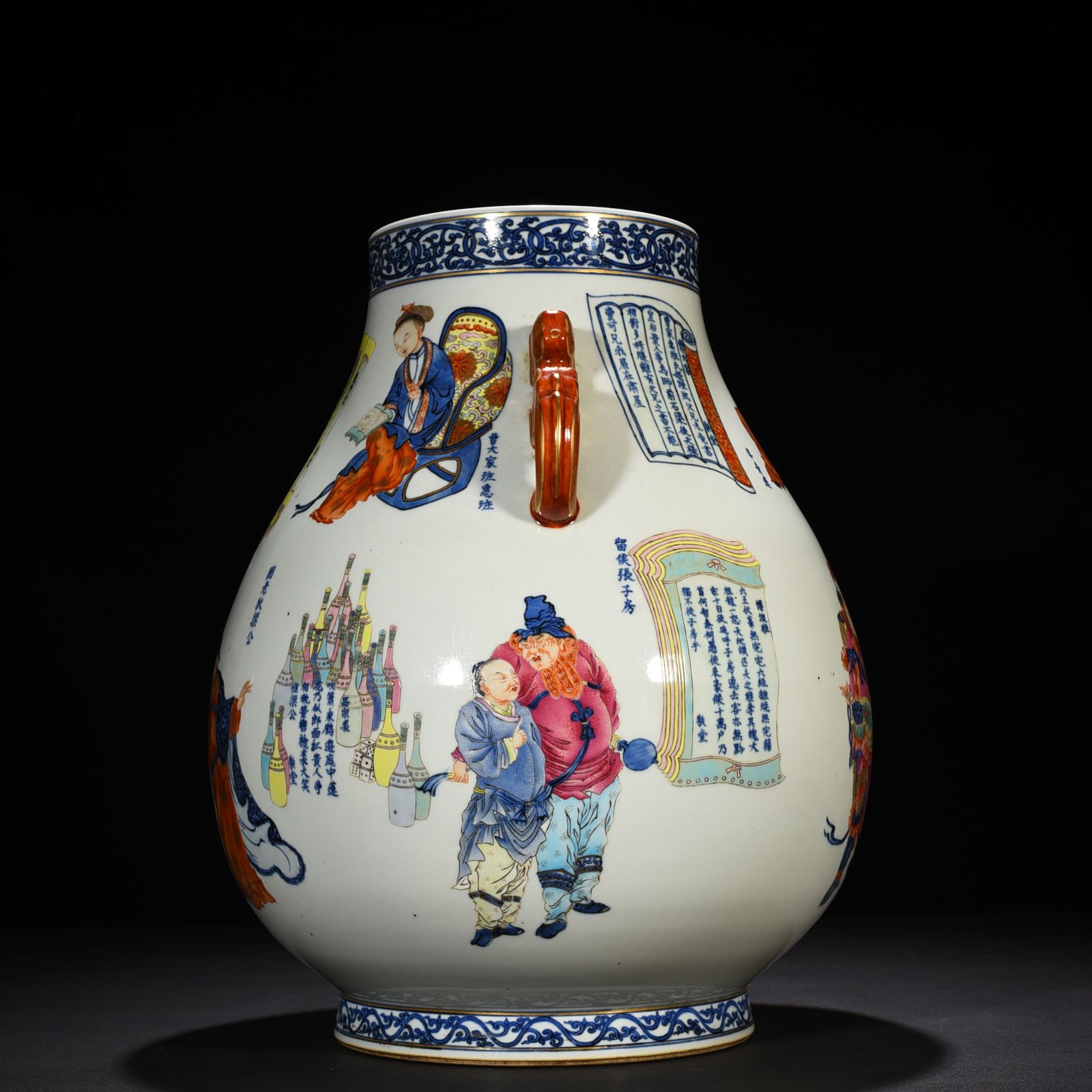Qing Dynasty blue and white five-color gold-painted double-eared statue