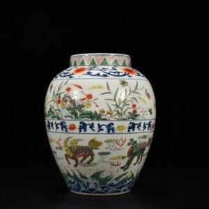 Qing Dynasty Kangxi colorful Shijintang flower unicorn jar