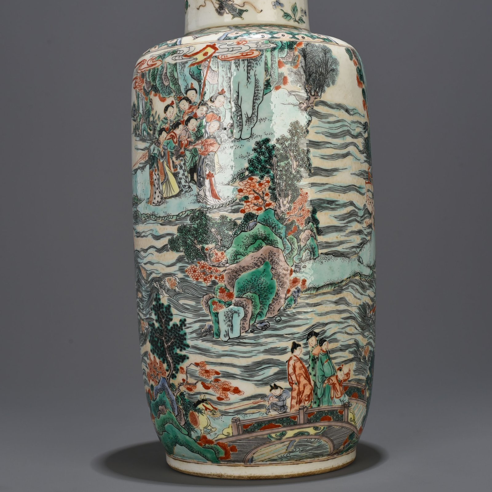 Qing Dynasty Kangxi colorful character story mallet bottle