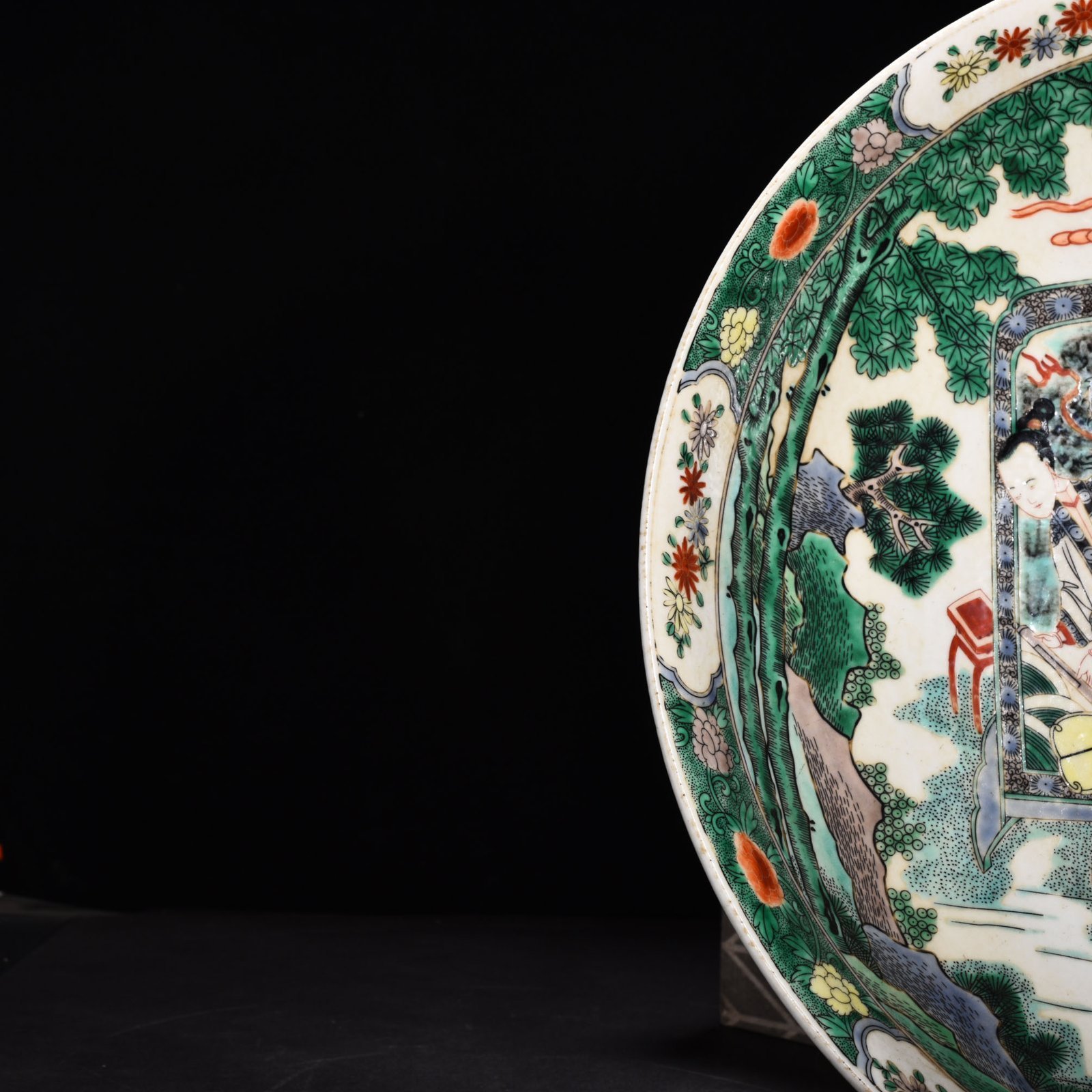 Qing Dynasty Kangxi colorful lady figure plate