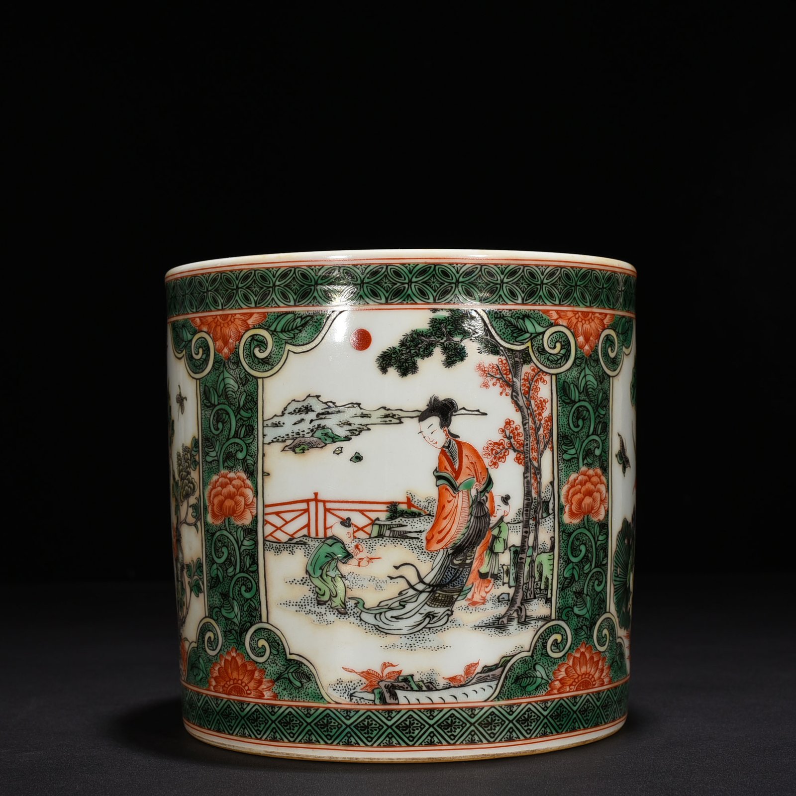 Qing Dynasty Kangxi colorful lady landscape pen holder