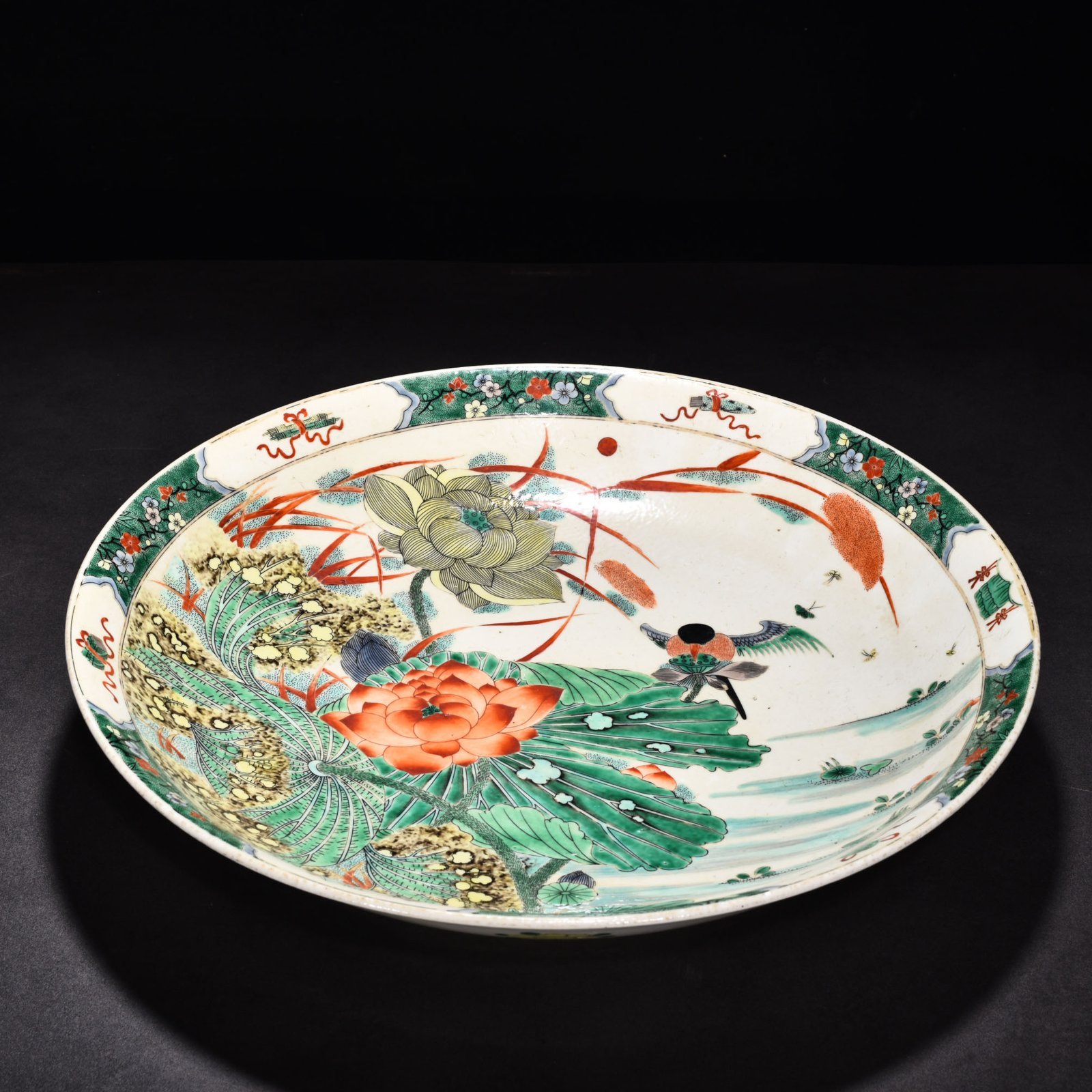 Qing Dynasty Kangxi colorful and beautiful flower plate