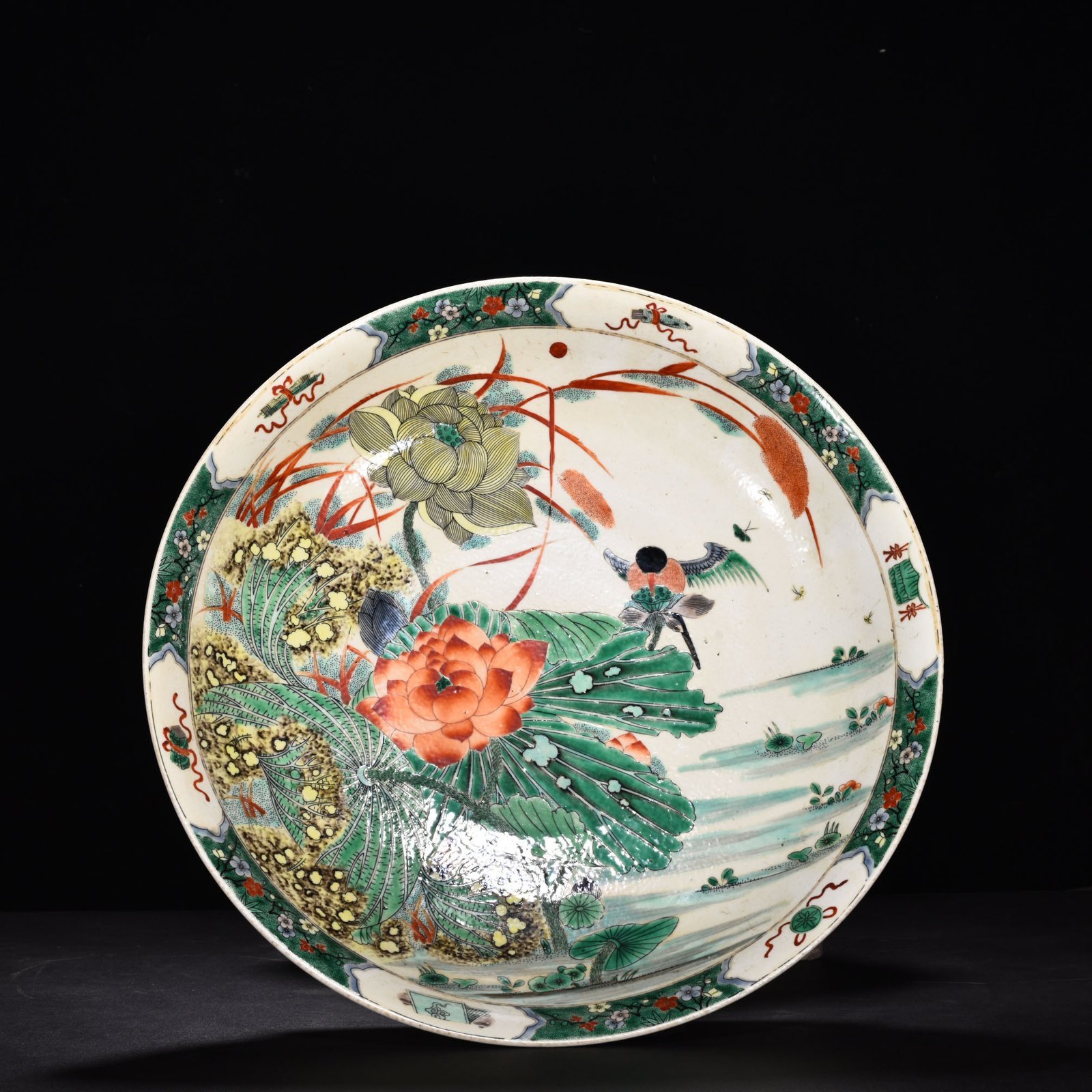 Qing Dynasty Kangxi colorful and beautiful flower plate