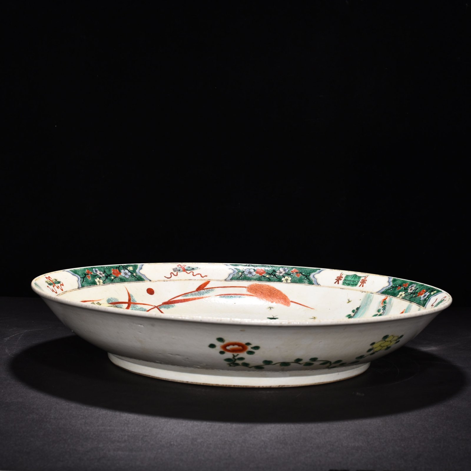 Qing Dynasty Kangxi colorful and beautiful flower plate