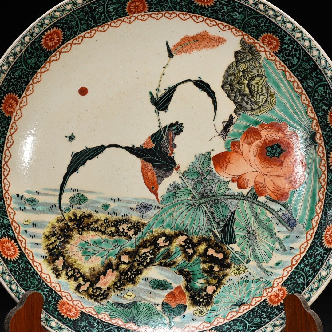 Qing Dynasty Kangxi colorful lotus flower and bird plate