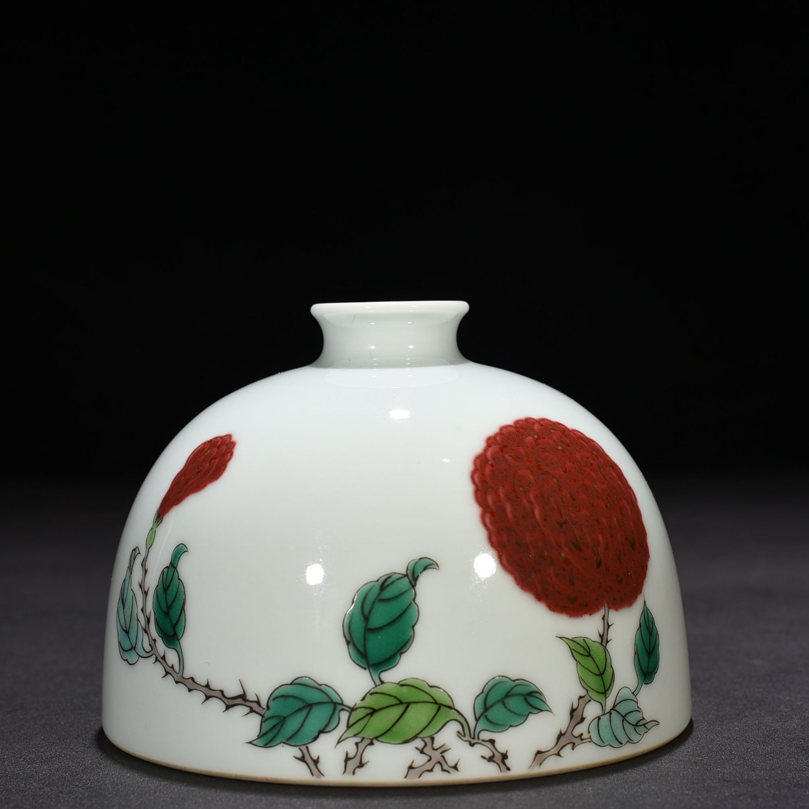 Qing Dynasty Kangxi Five-color Underglaze Red Flower