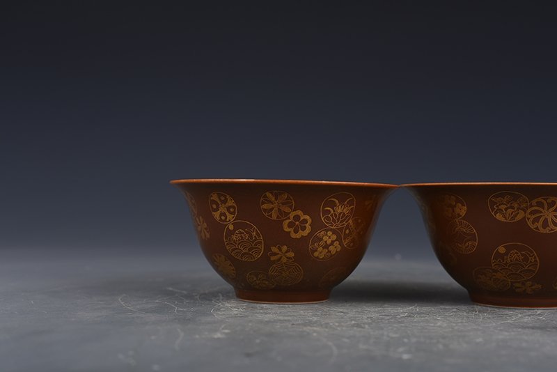 Qing Dynasty Kangxi Purple Gold Glazed Bowl with Gold Ball